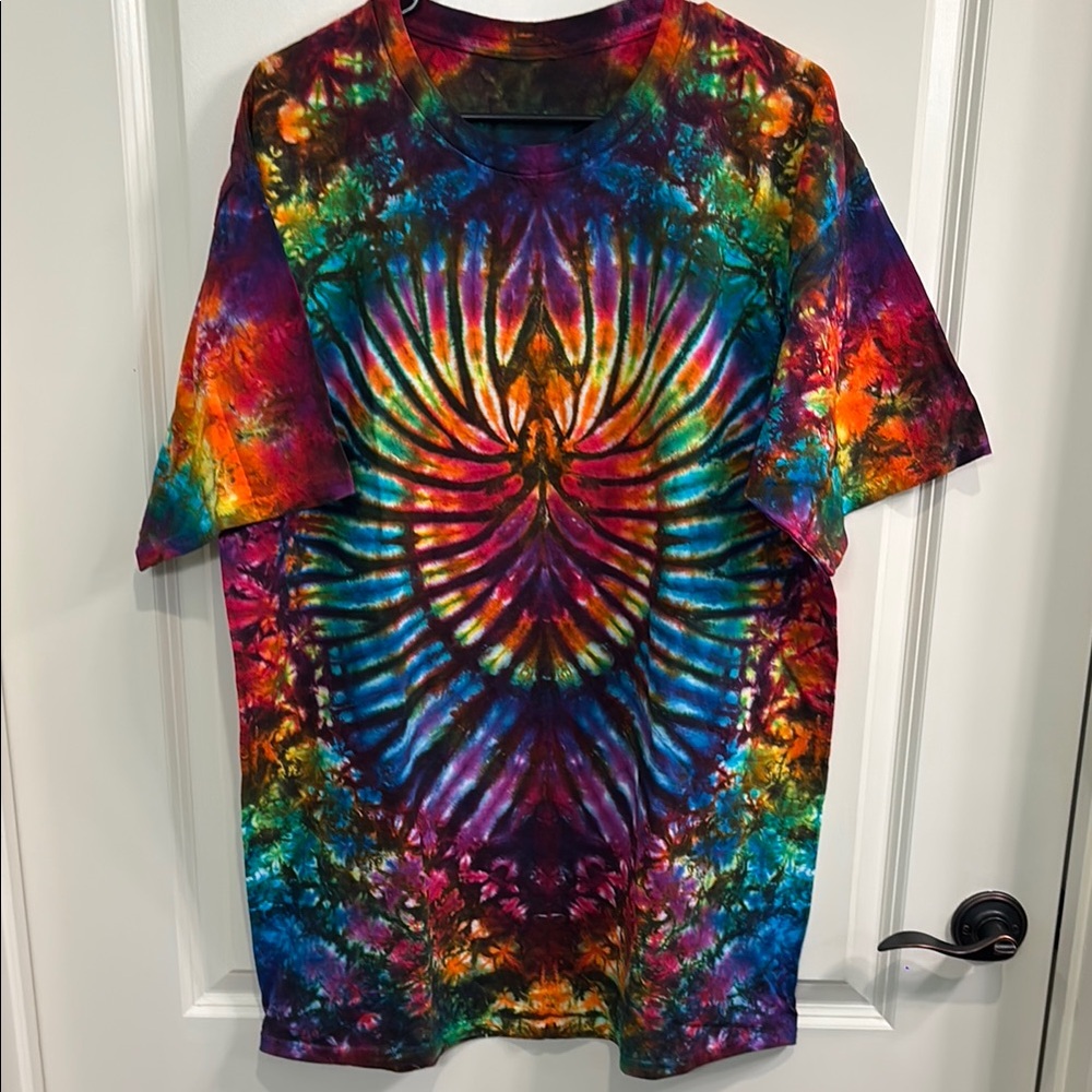 Knotty Rainbows Tie-Dye Men's Shirt